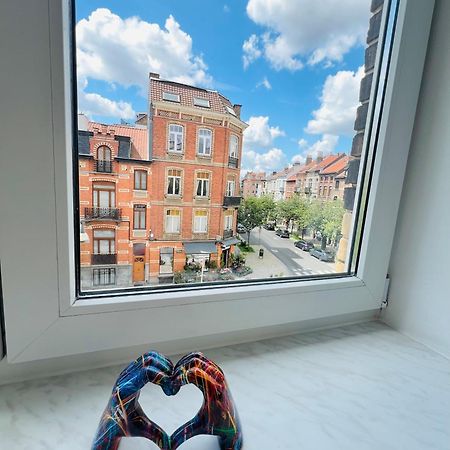 Renove Et Radieux A Bruxelles Экстерьер фото