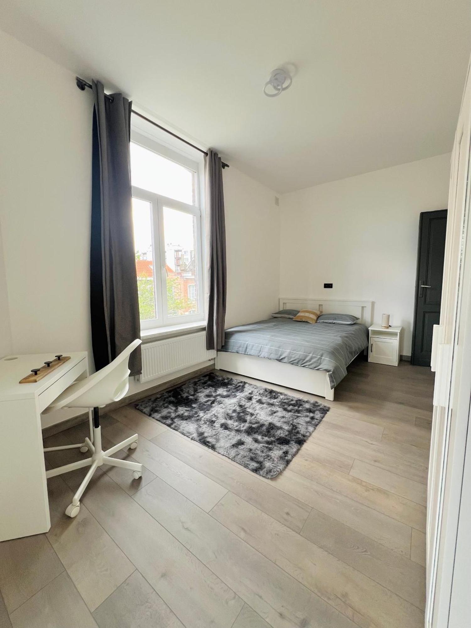 Renove Et Radieux A Bruxelles Экстерьер фото