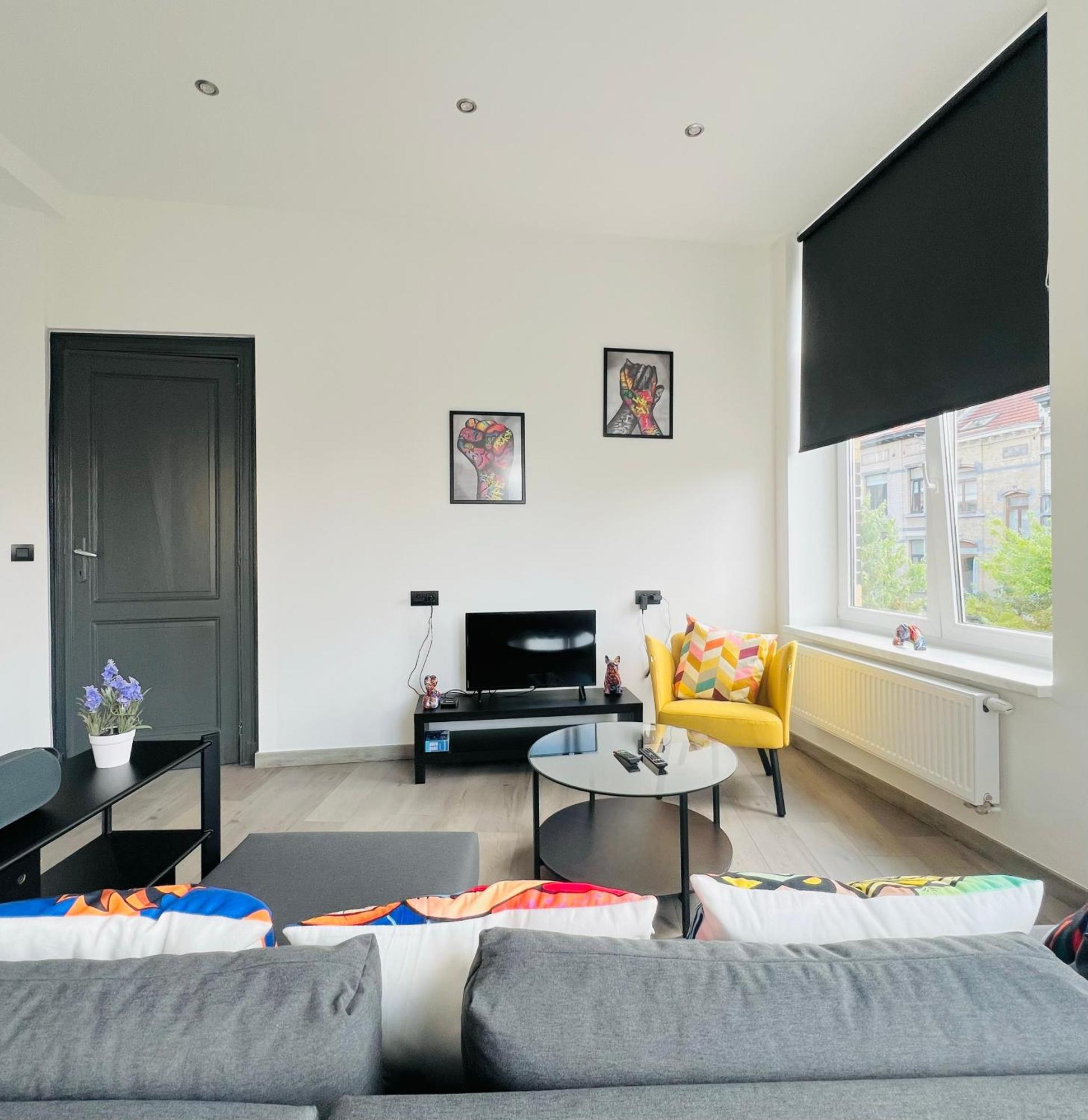 Renove Et Radieux A Bruxelles Экстерьер фото